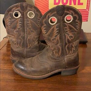Ariat women’s work boots